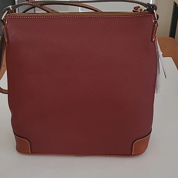 ❤️HP❤️D&B LARGE Wine Pebble Grain Tassle Crossbody Bag NWT